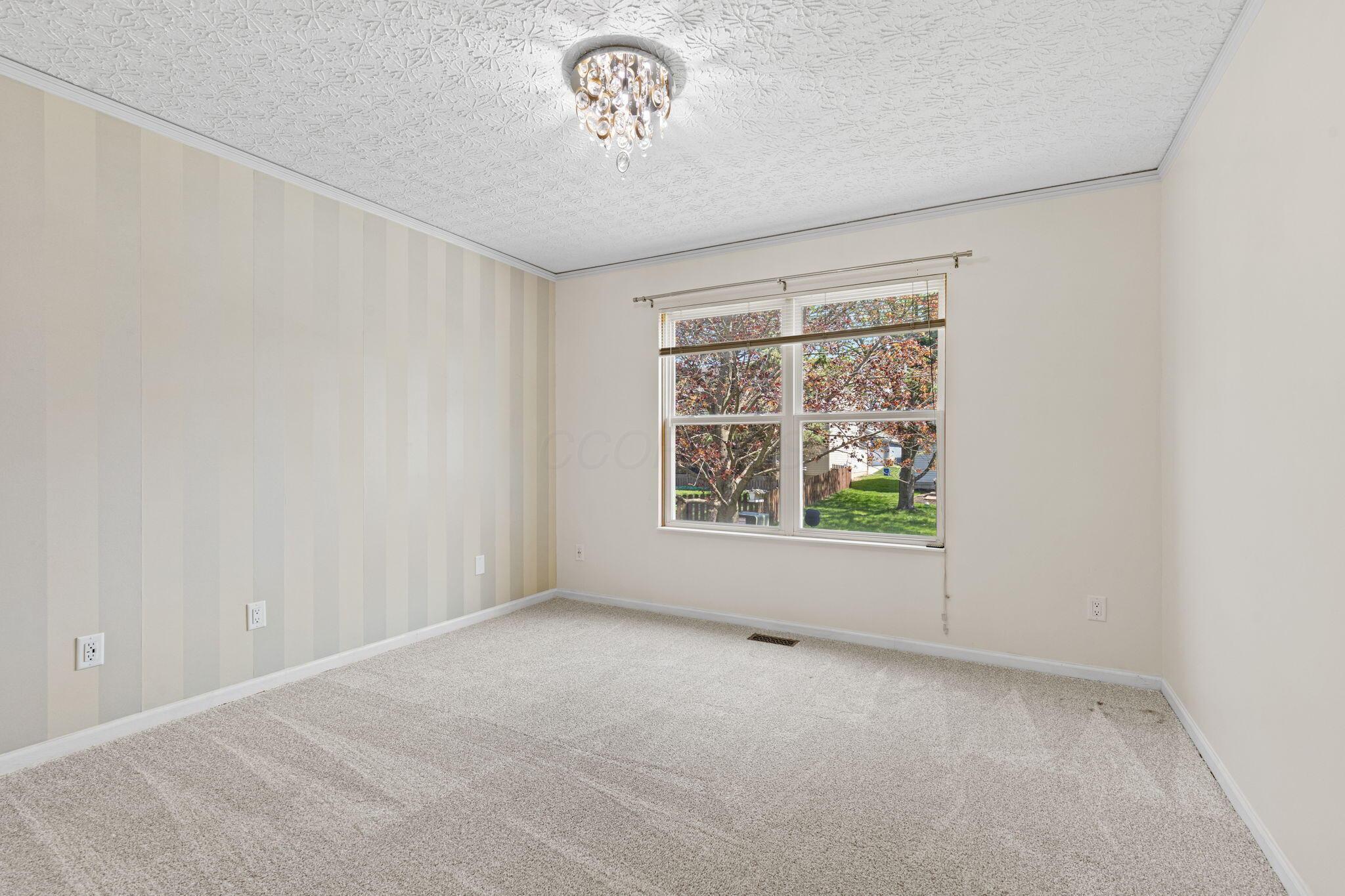 9222 Windy Creek Drive, Columbus, Ohio image 18