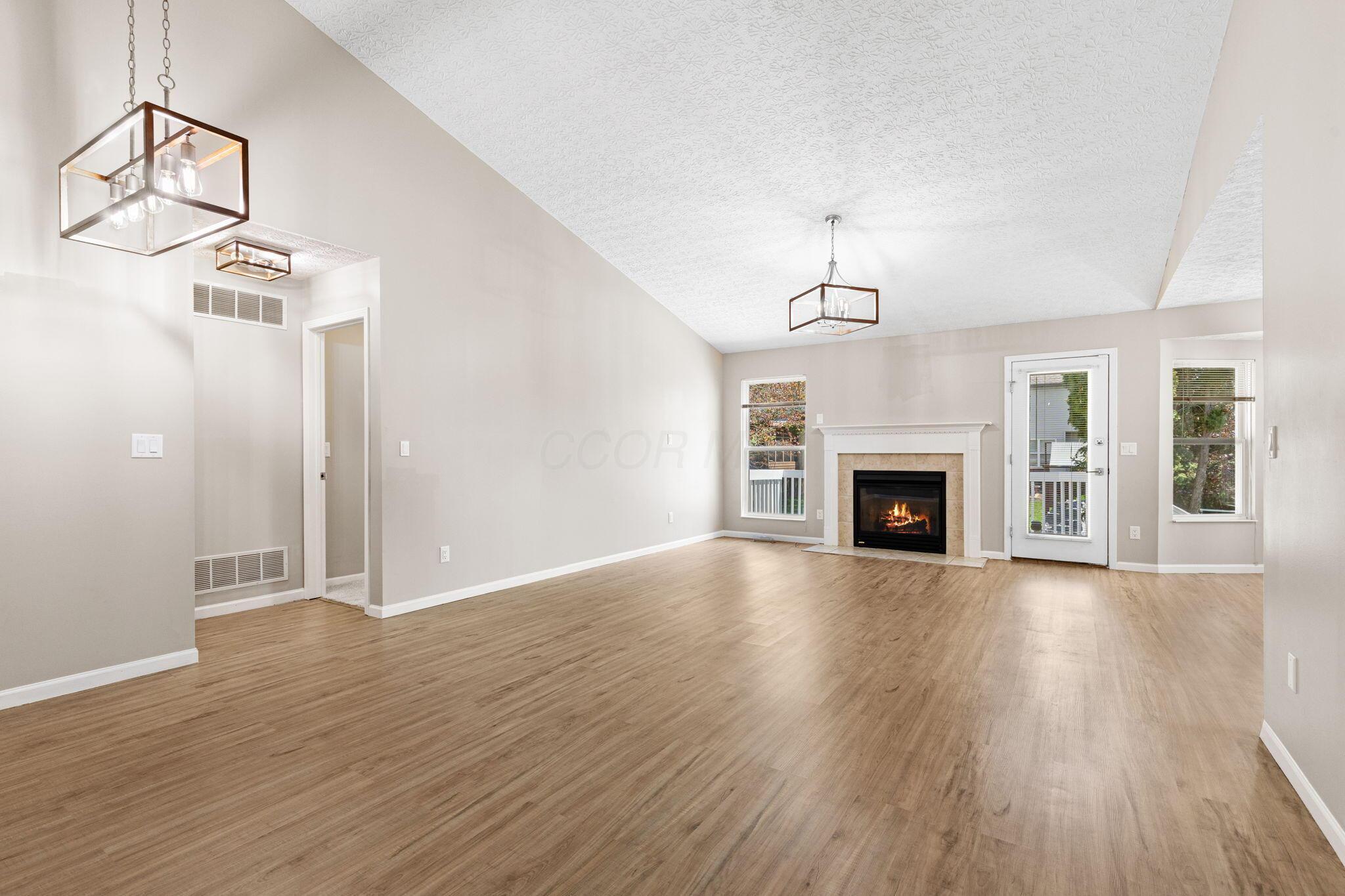 9222 Windy Creek Drive, Columbus, Ohio image 10