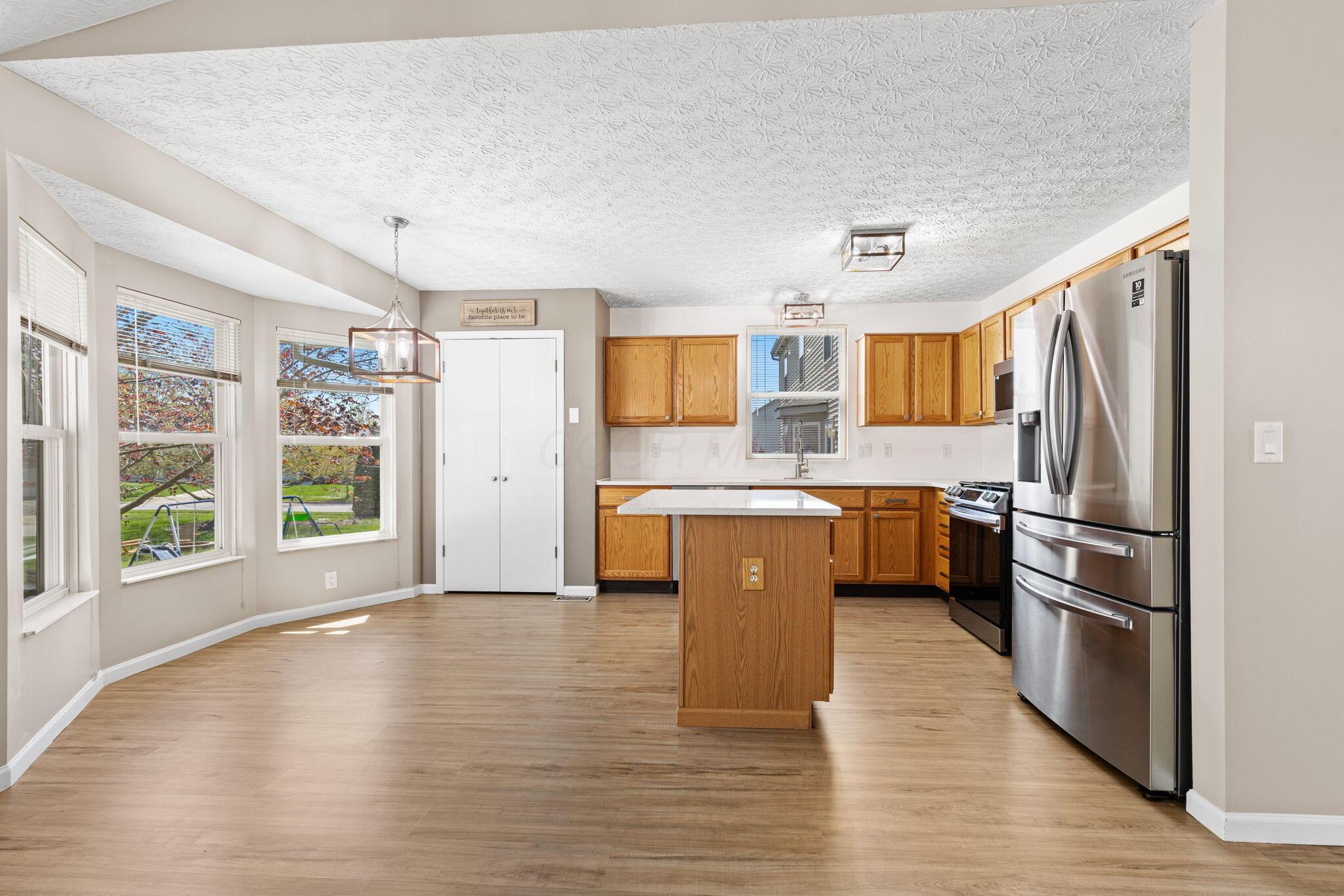 9222 Windy Creek Drive, Columbus, Ohio image 13
