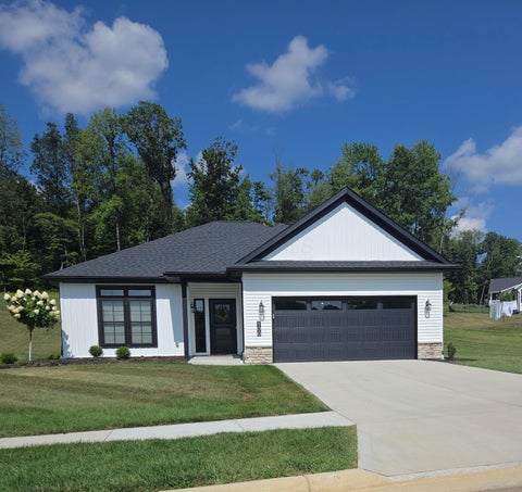Condo For Sale - 100 Roanoke Street<br/> Knox County, Mount Vernon, OH 43050
