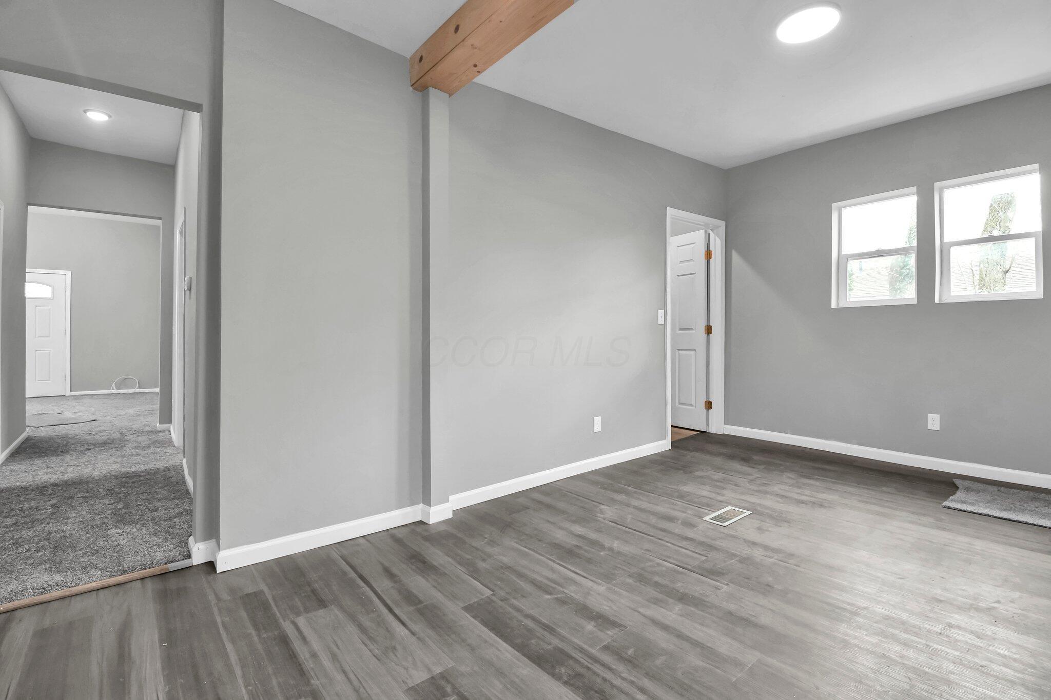331 W Church Street, Newark, Ohio image 18