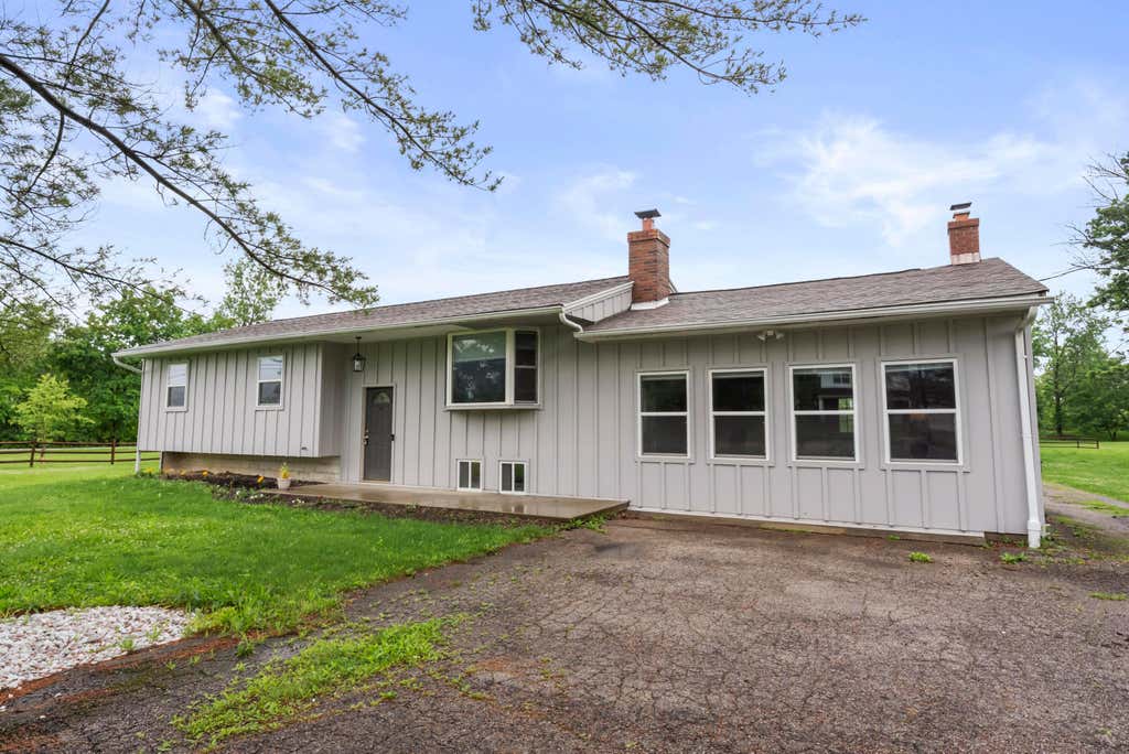 Photo of 6420 Liberty Road N, Powell, OH 43065 (MLS # 226019125)