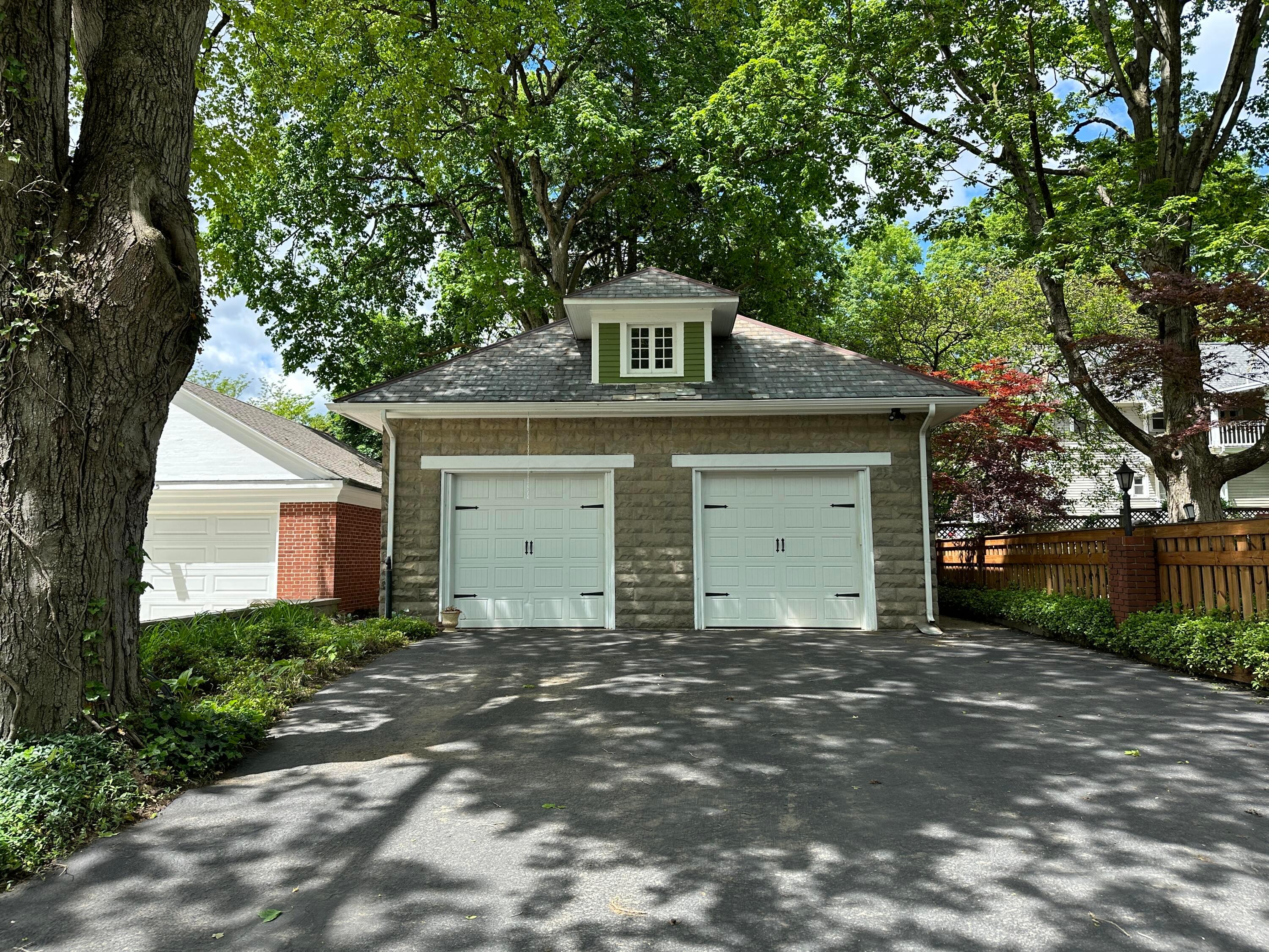 206 E High Street, Mount Vernon, Ohio image 4