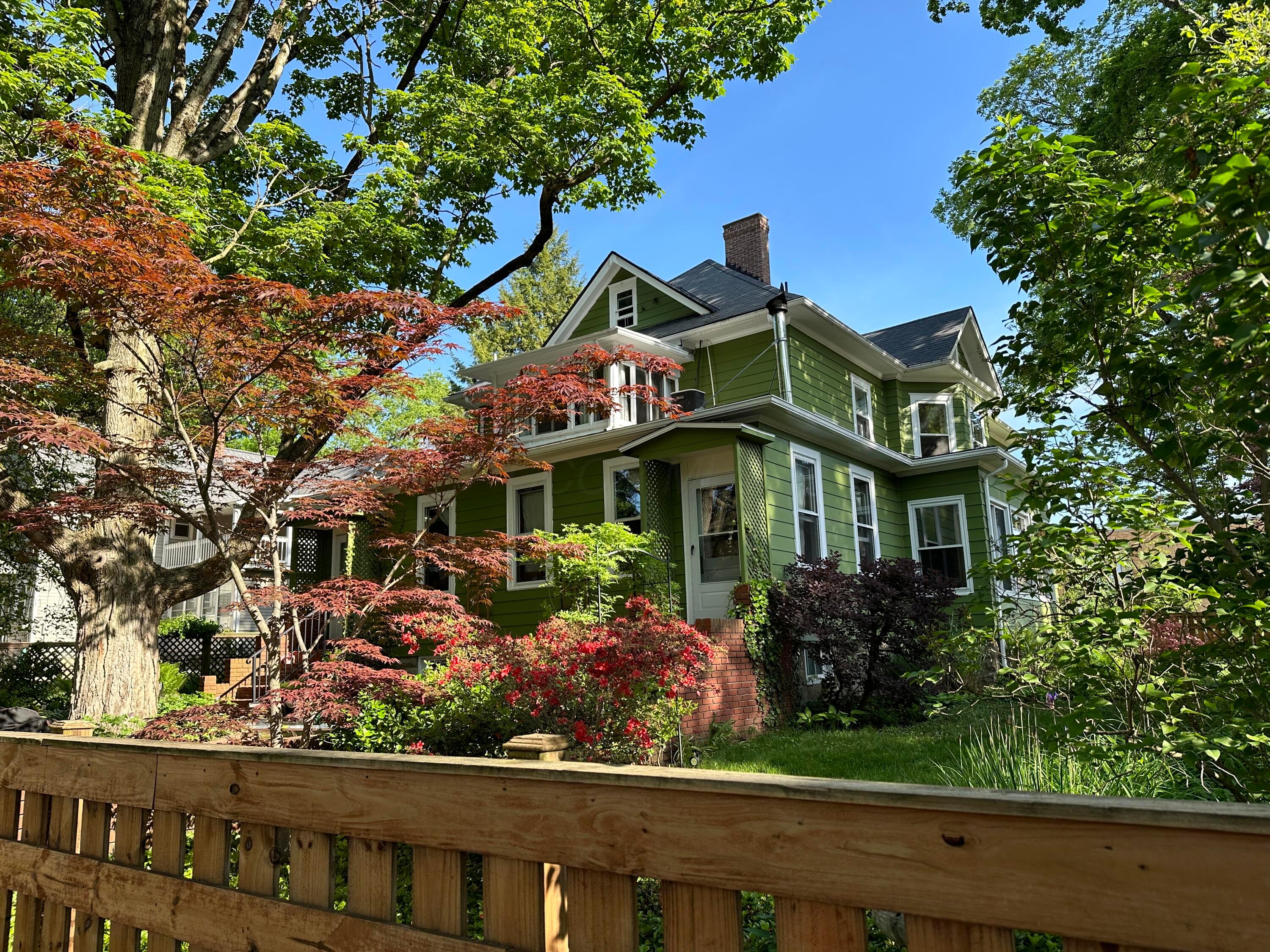 206 E High Street, Mount Vernon, Ohio image 3