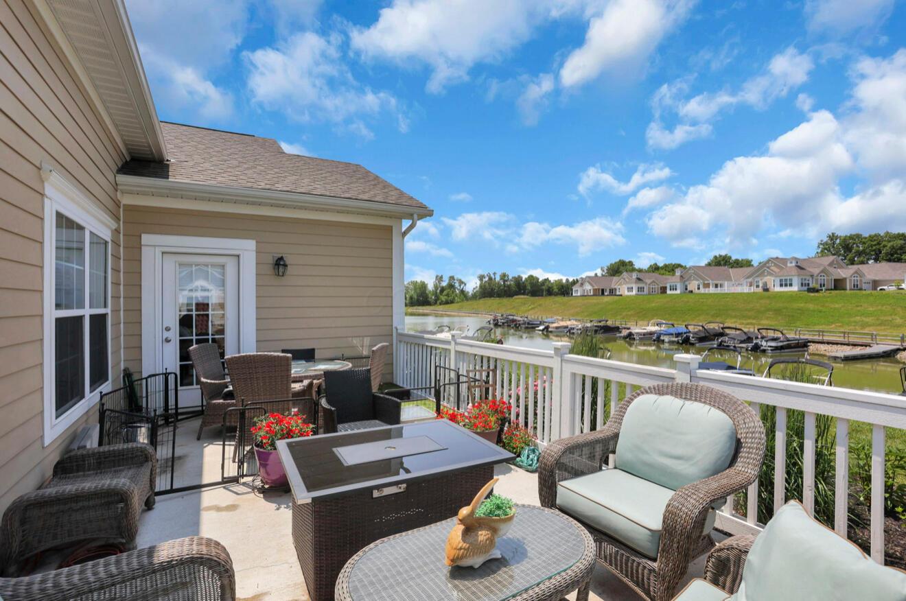 614 Newport Lane, Hebron, Ohio image 9