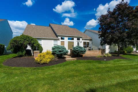Tiny photo for 1038 Carnoustie Circle, Grove City, OH 43123 (MLS # 226029571)