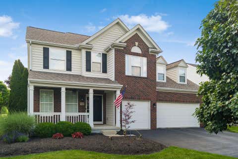 Photo of 1038 Carnoustie Circle, Grove City, OH 43123 (MLS # 226029571)