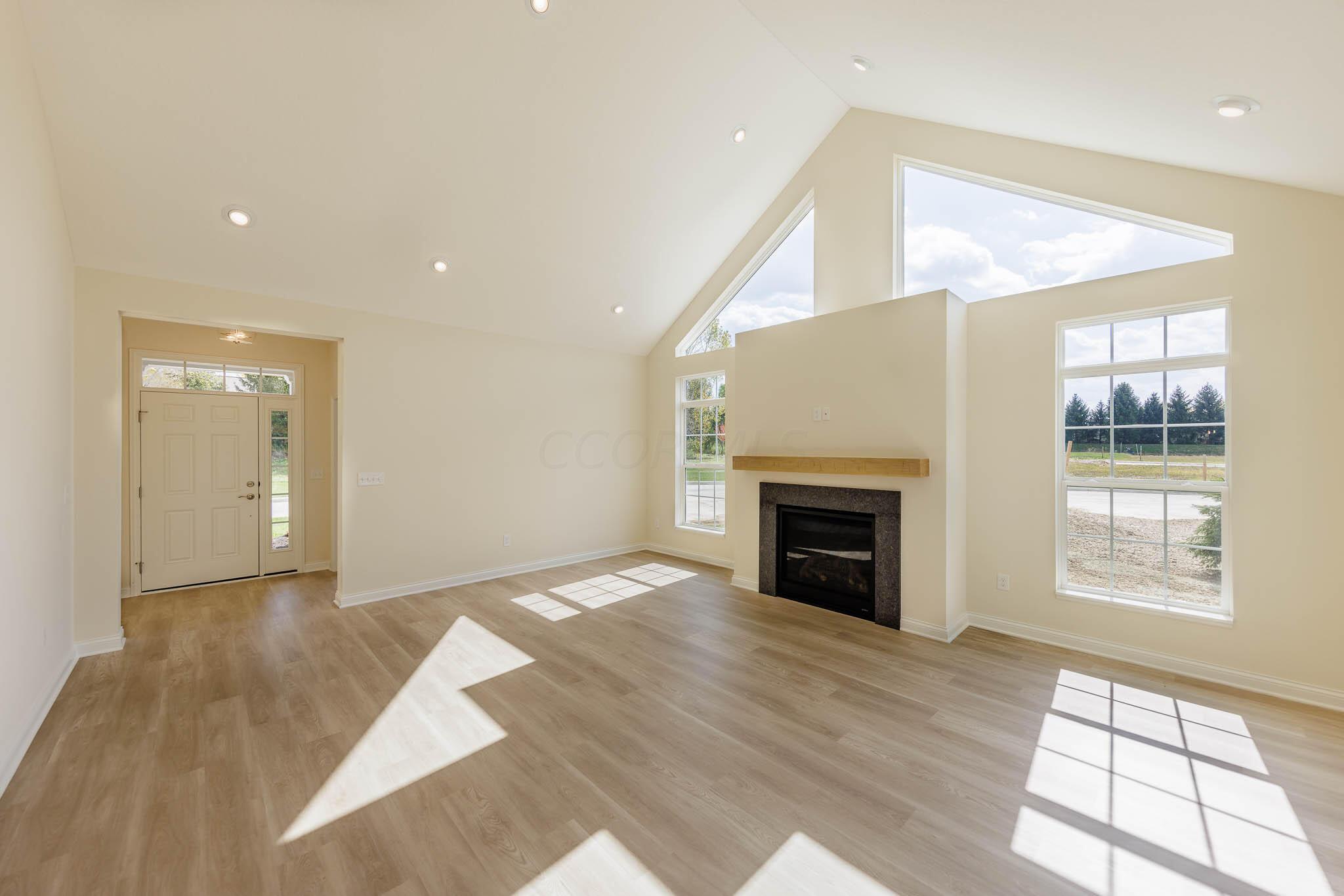 7687 Dulin Farms Drive, Powell, Ohio image 11