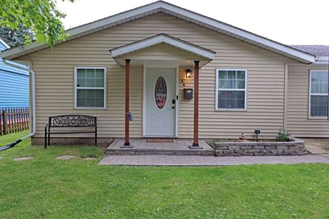 Photo of 34 Graham Avenue, London, OH 43140 (MLS # 226024390)