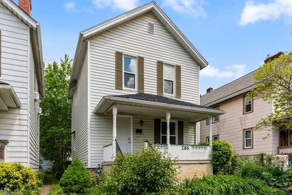 Photo of 266 E Hinman Avenue, Columbus, OH 43207 (MLS # 226014436)