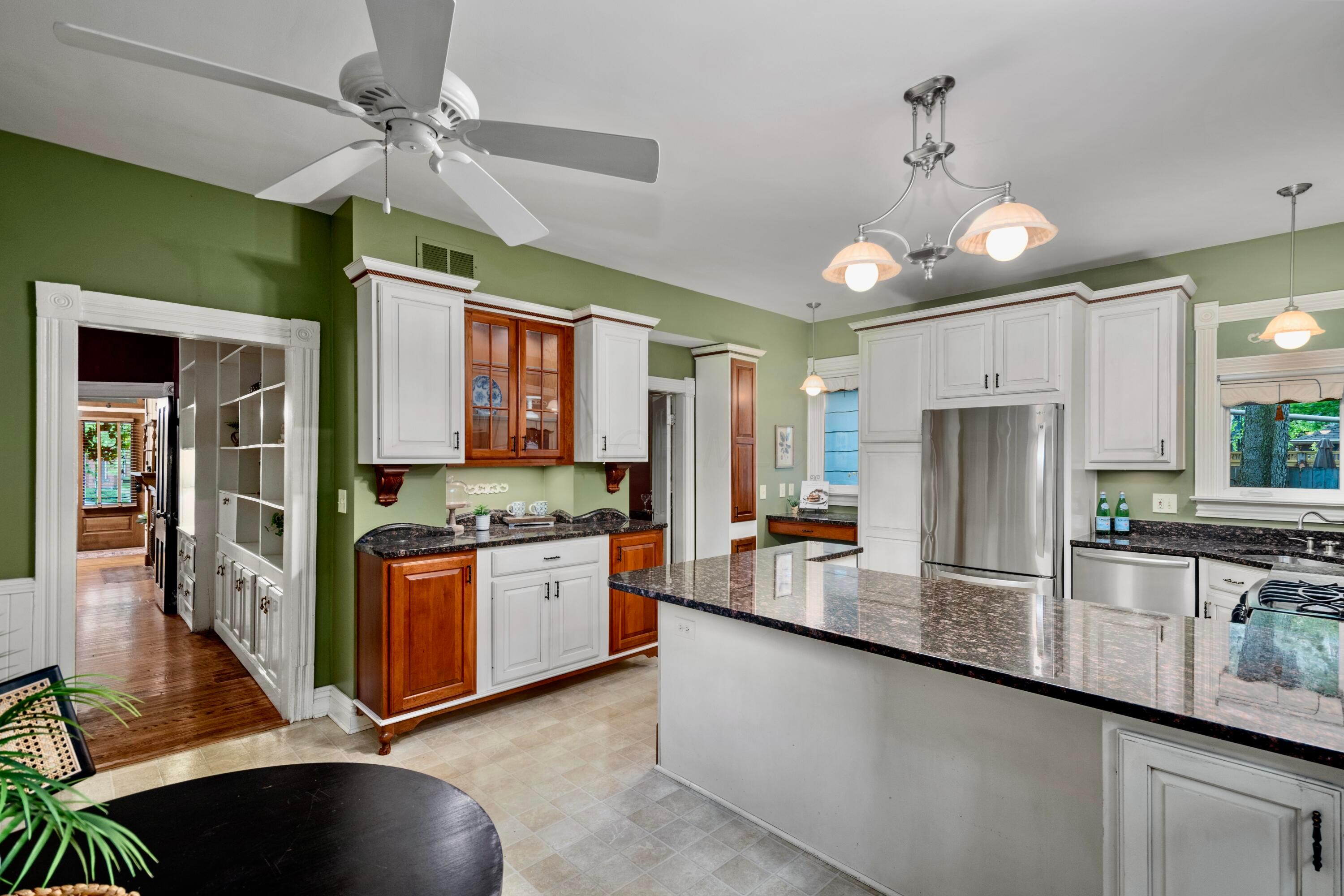 1042 Neil Avenue, Columbus, Ohio image 33