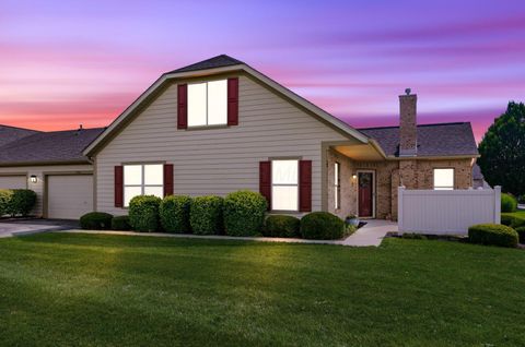 Photo of 5941 Landings Pond Place, Grove City, OH 43123 (MLS # 226000323)