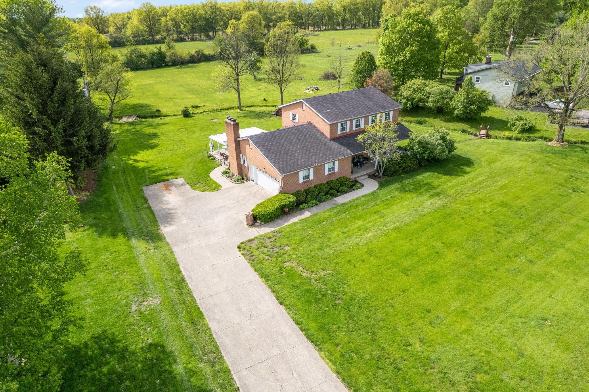 1959 Belangee Drive, Blacklick, Ohio image 3
