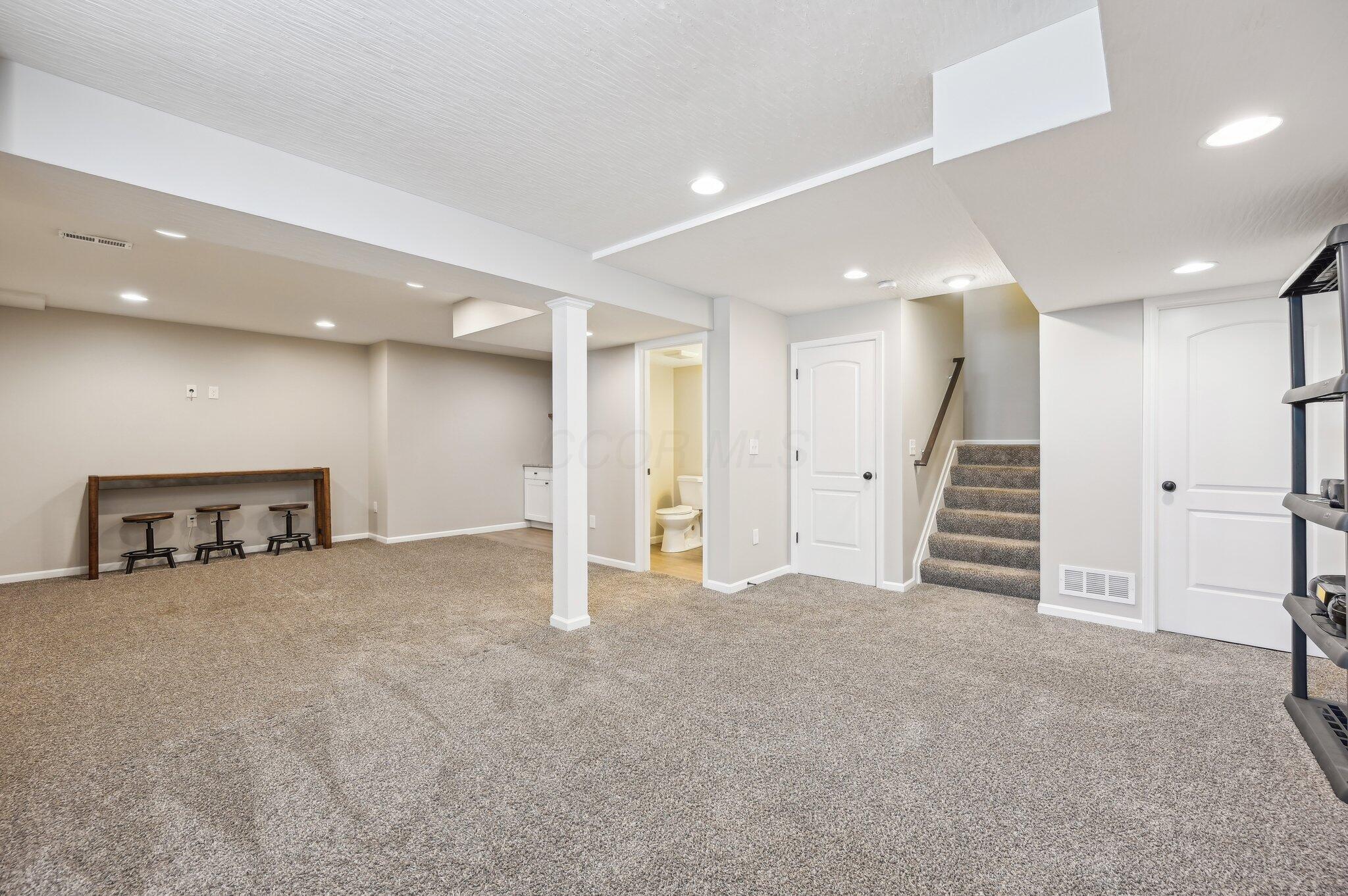 1245 Lenox Court, Lewis Center, Ohio image 35