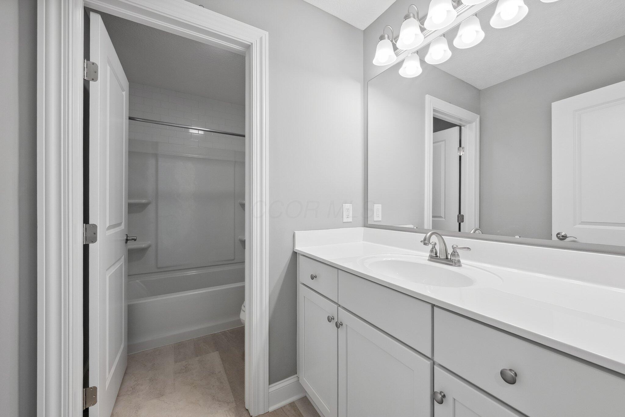 9655 Unionville Road, Plain City, Ohio image 17
