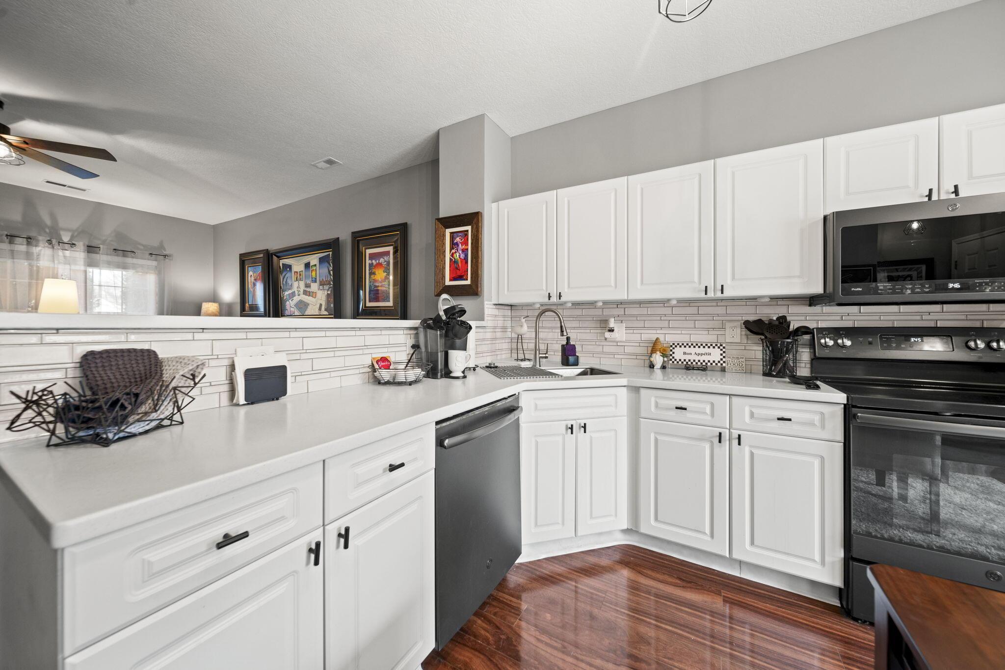 6049 Seabiscuit Drive, New Albany, Ohio image 14