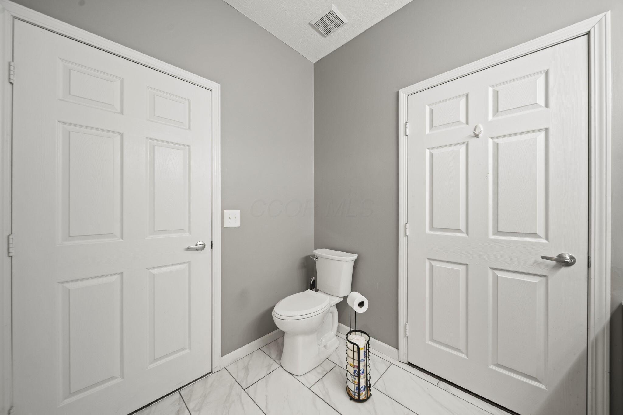 6049 Seabiscuit Drive, New Albany, Ohio image 23