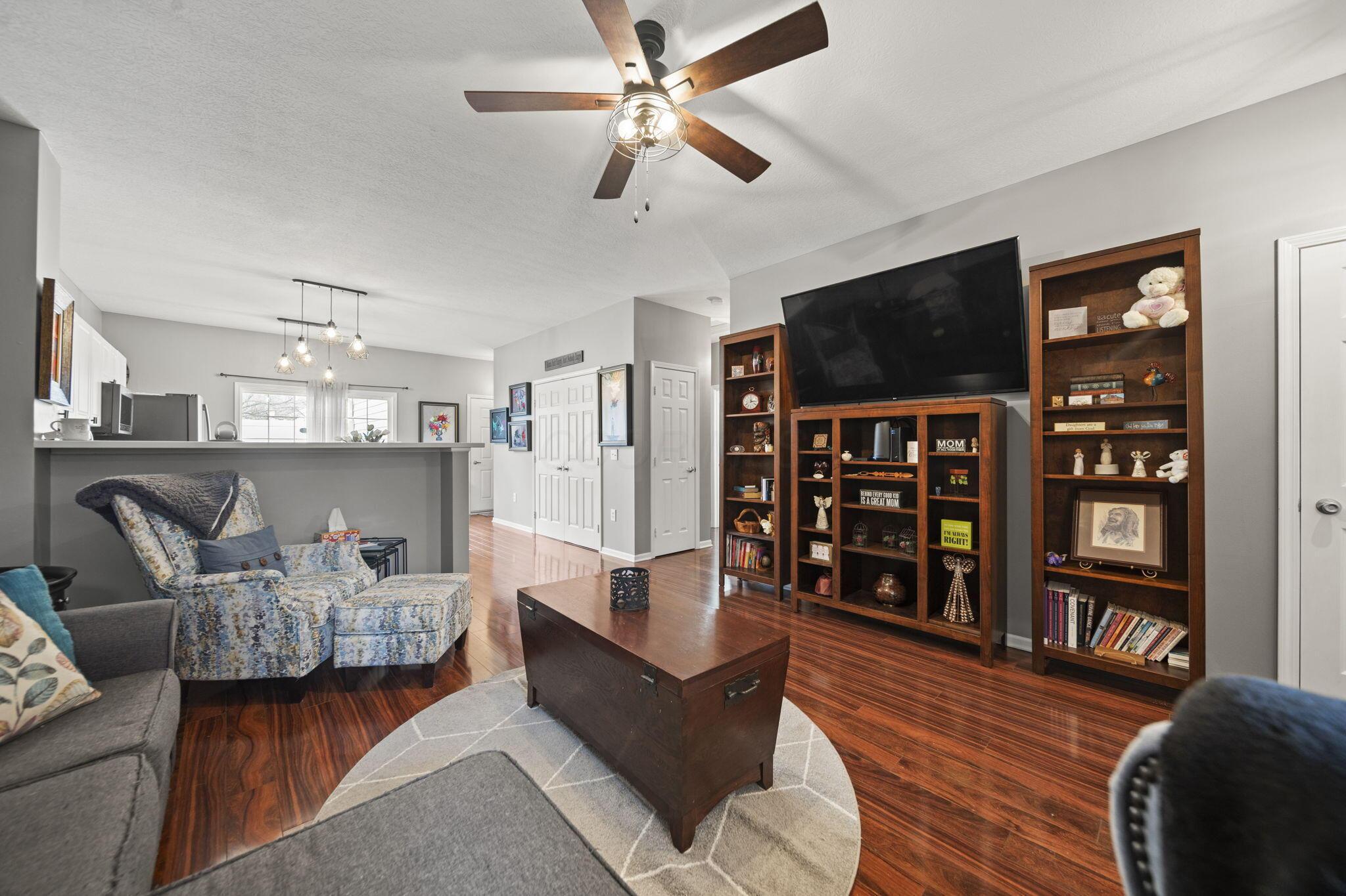 6049 Seabiscuit Drive, New Albany, Ohio image 11