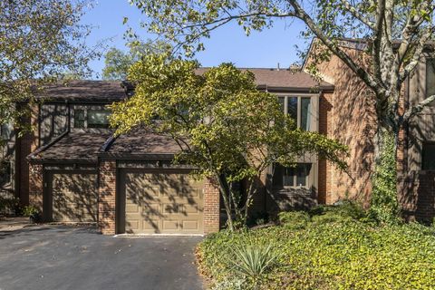 Photo of 64 Glen Drive, Worthington, OH 43085 (MLS # 225038983)