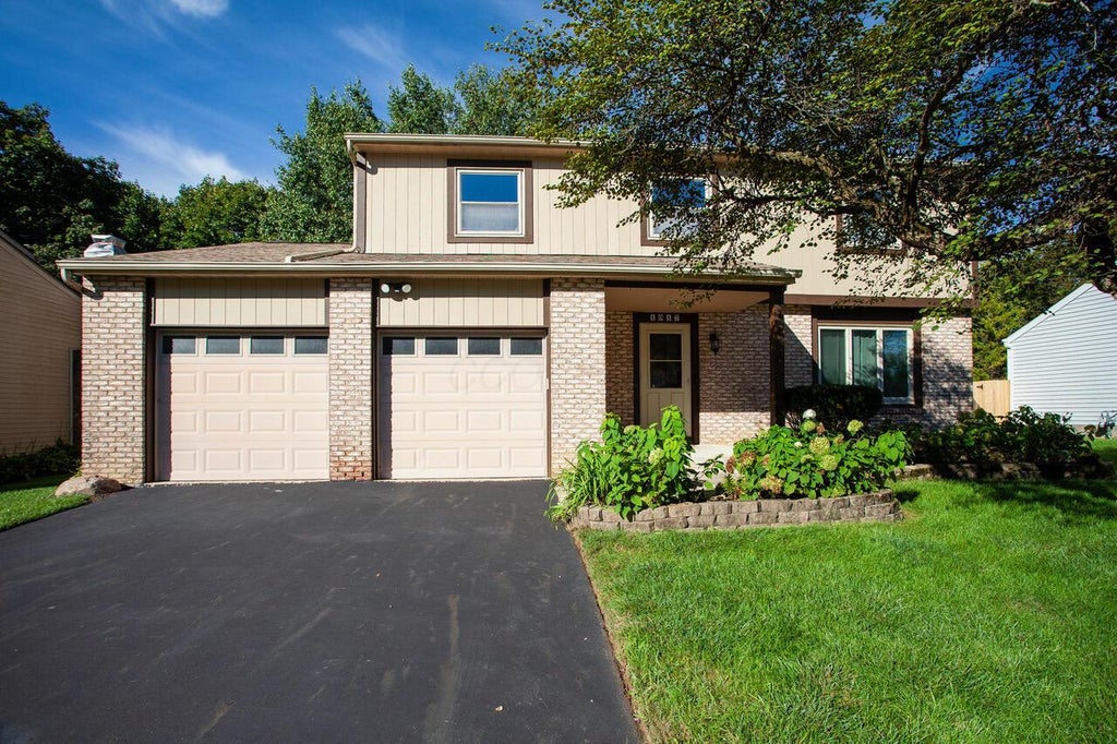 Photo of 1917 Lost Valley Road, Powell, OH 43065 (MLS # 226037271)