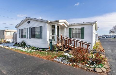 Photo of 1570 E Main Street Lot 49 #Lot 49, Lancaster, OH 43130 (MLS # 225042761)