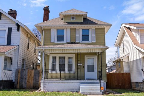 Photo of 427 S Richardson Avenue, Columbus, OH 43204 (MLS # 226010895)