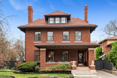 347 Kendall Place, Columbus, OH 43205 - #: 225011298