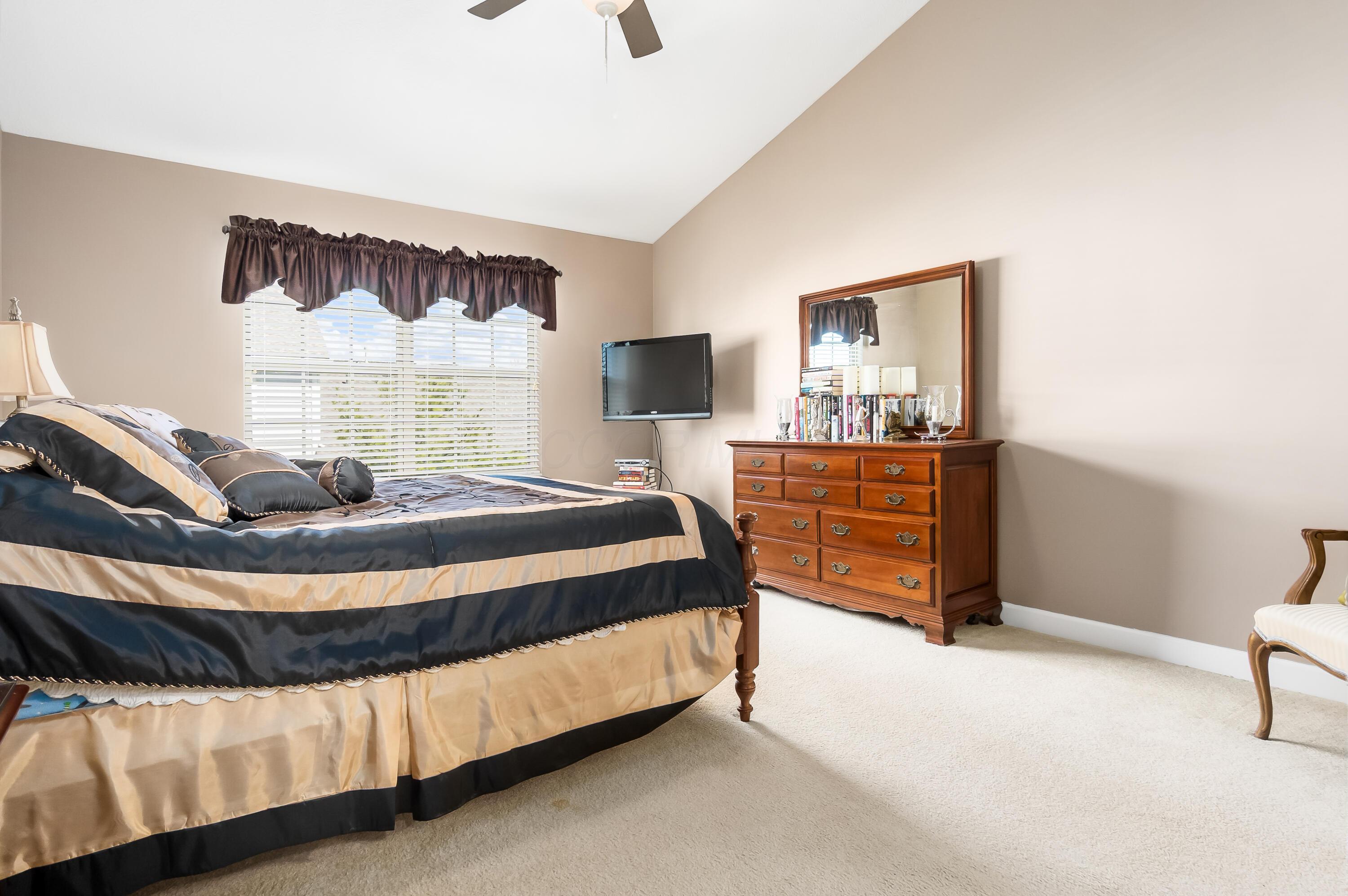 964 Adara Drive, Columbus, Ohio image 16