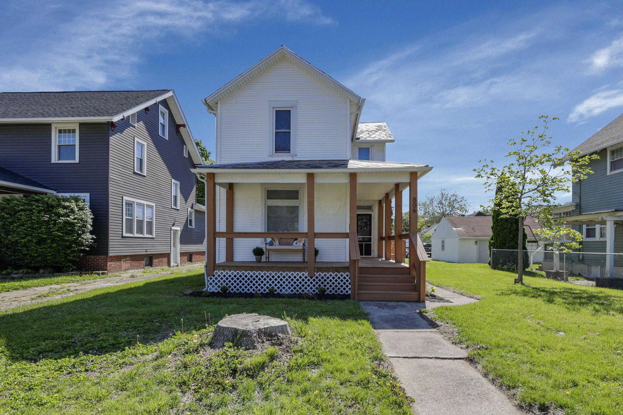 806 N High Street