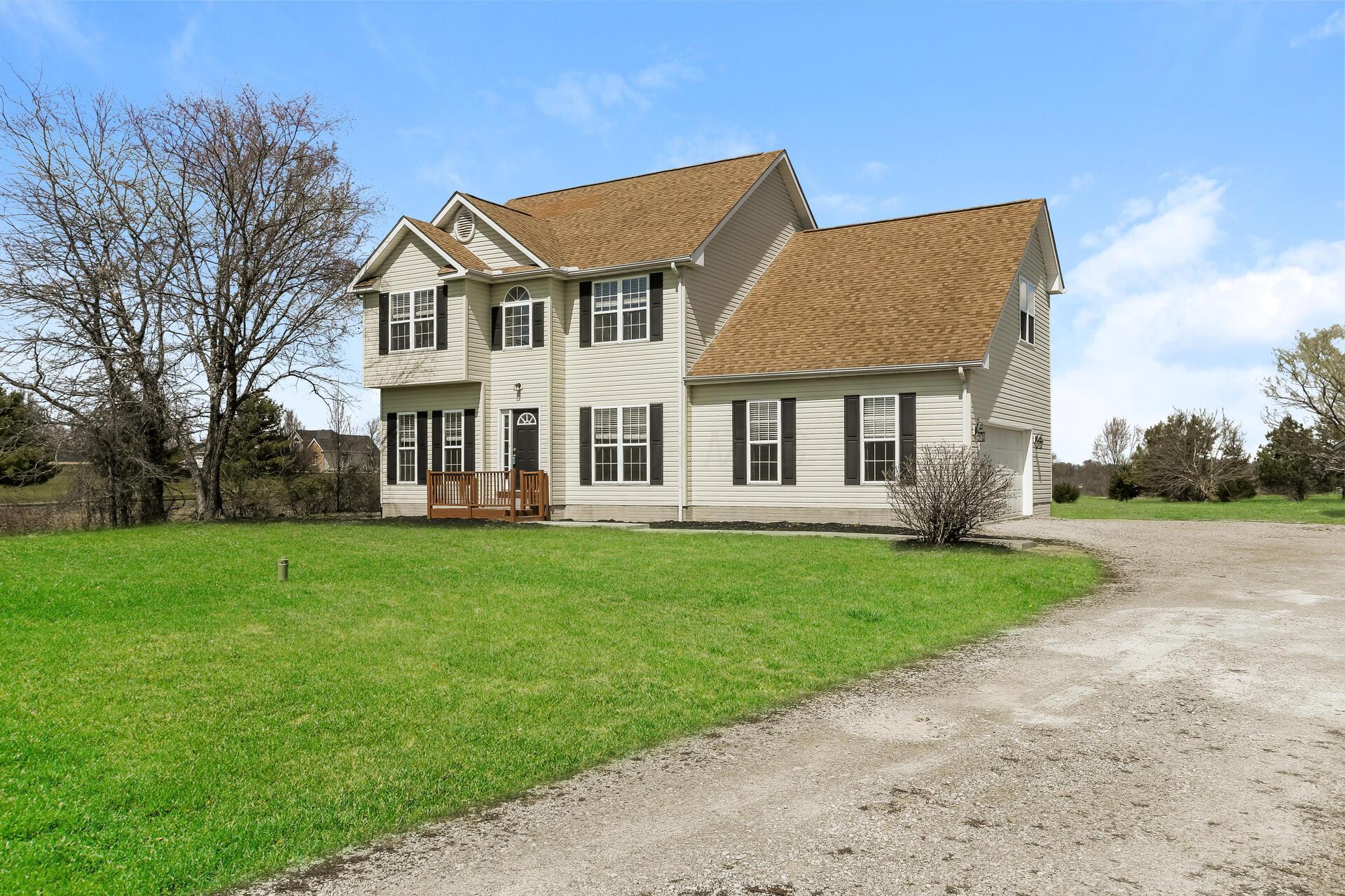 6904 Coonpath Road, Lancaster, Ohio image 2