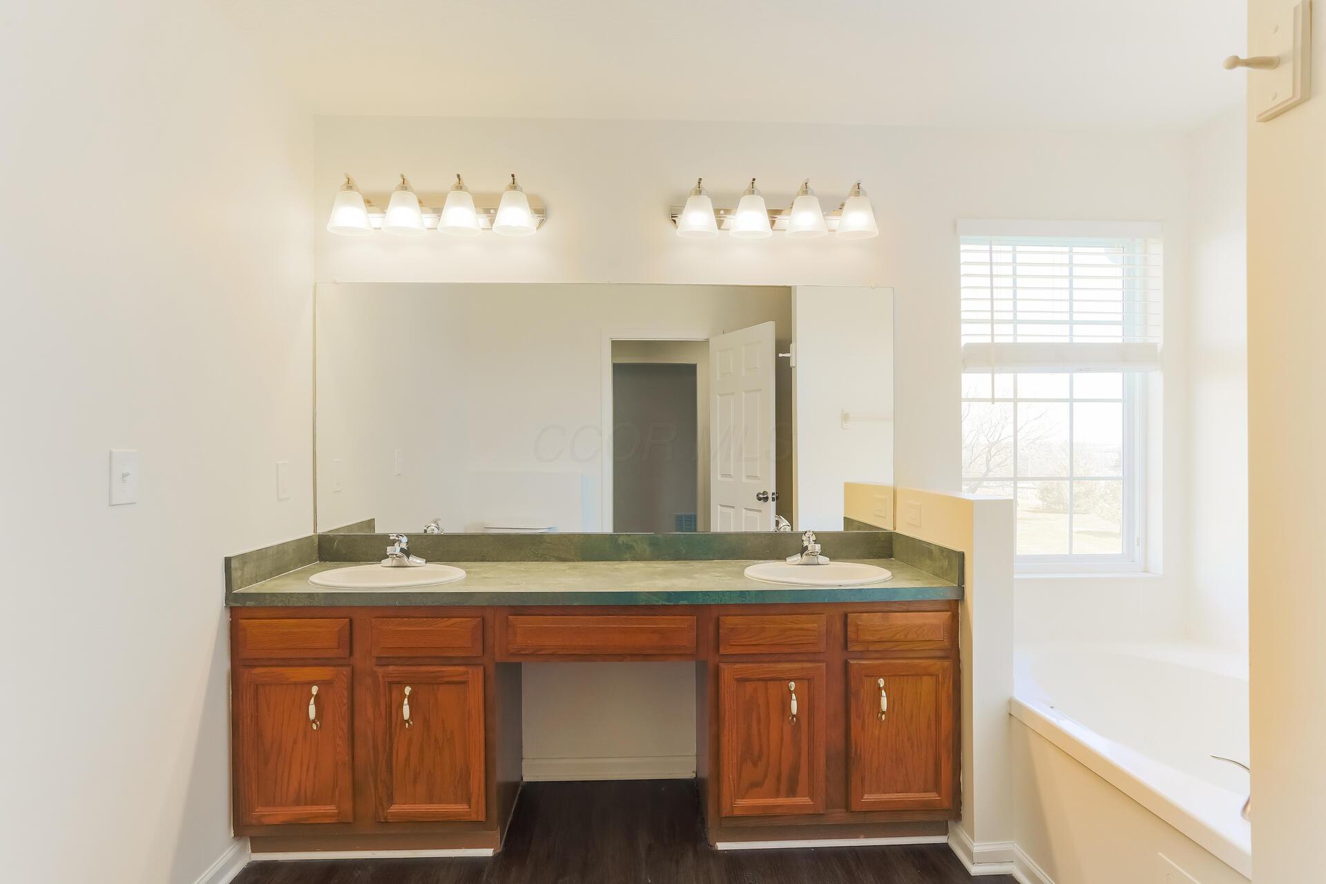 6904 Coonpath Road, Lancaster, Ohio image 14