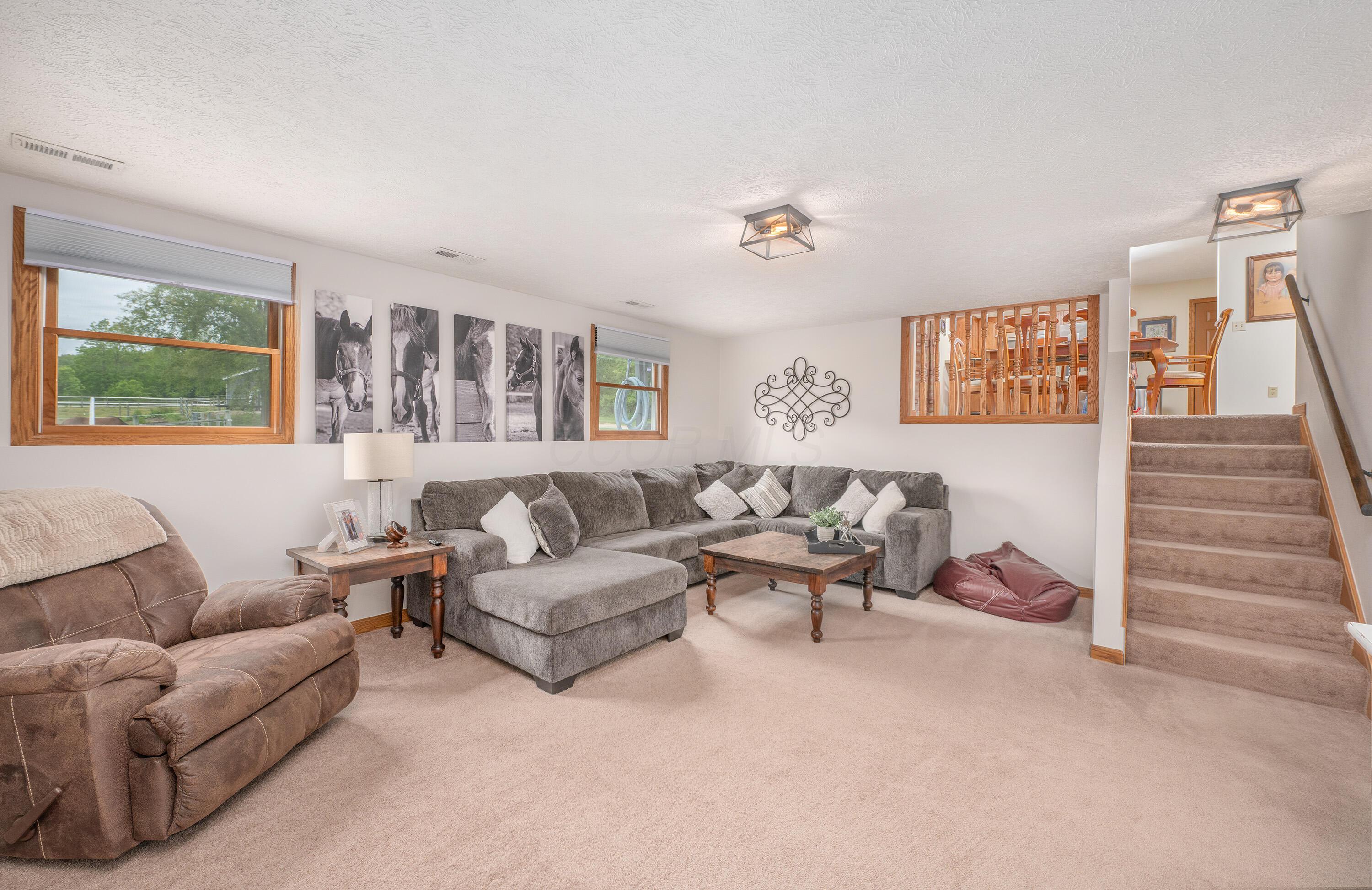 1295 Vernonview Drive, Mount Vernon, Ohio image 22