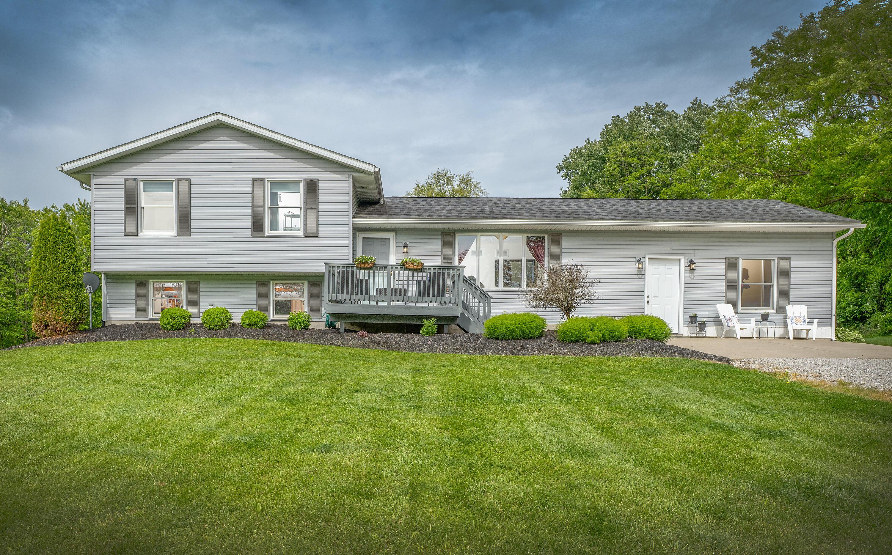 1295 Vernonview Drive, Mount Vernon, Ohio image 4