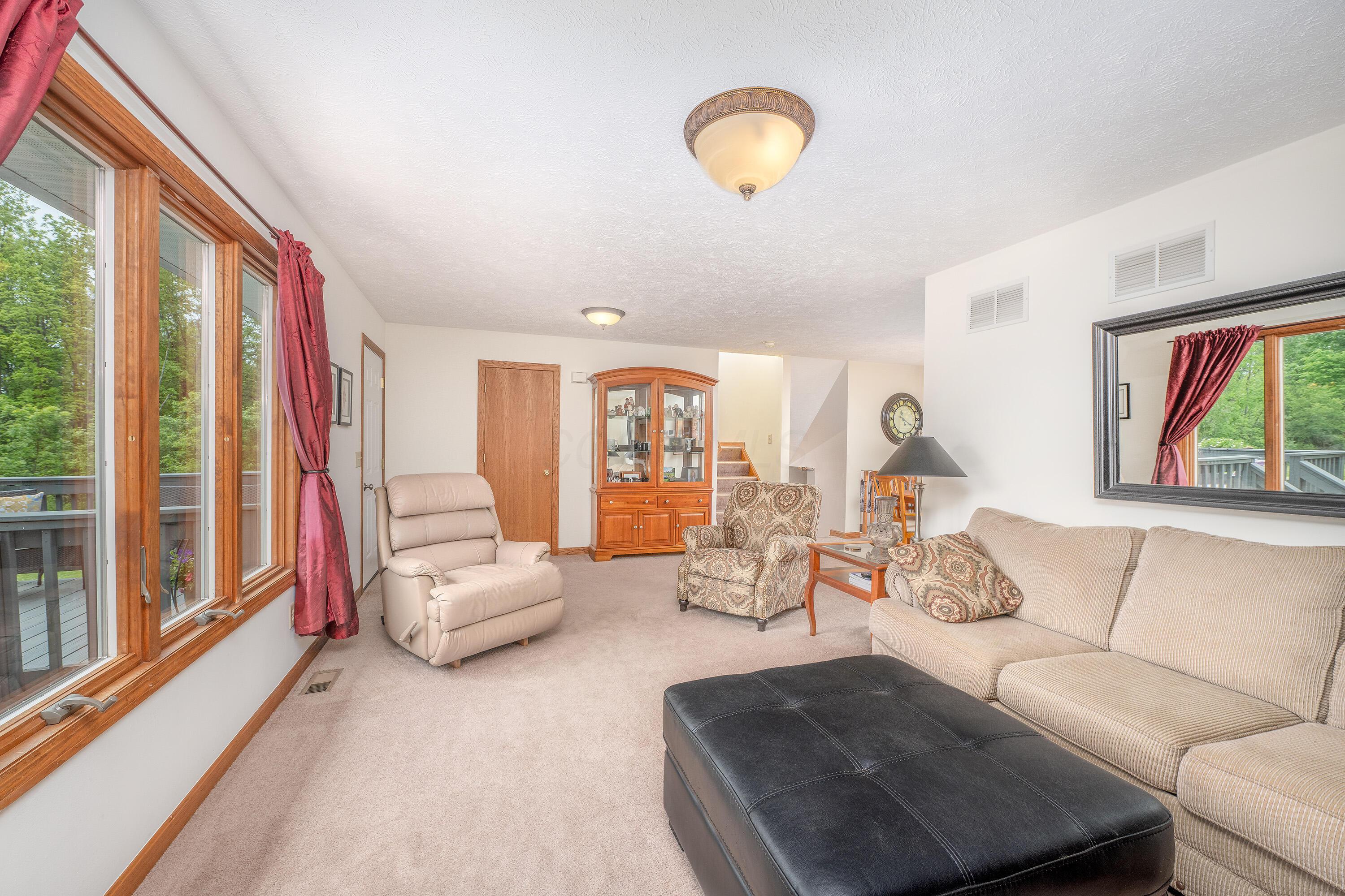 1295 Vernonview Drive, Mount Vernon, Ohio image 16
