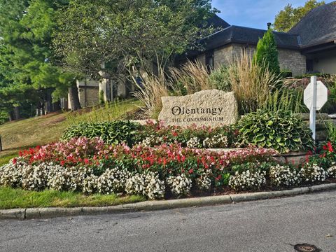 Tiny photo for 652 Olde Towne Avenue 9-652T #9-652T, Columbus, OH 43214 (MLS # 226018564)
