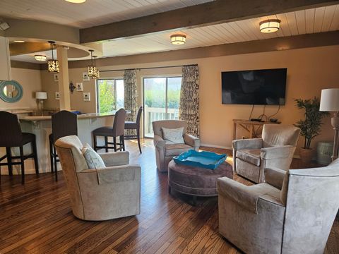 Tiny photo for 652 Olde Towne Avenue 9-652T #9-652T, Columbus, OH 43214 (MLS # 226018564)