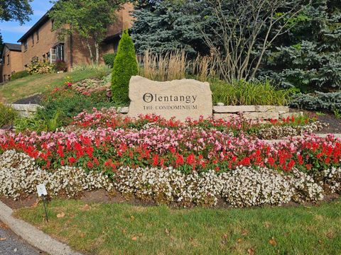 Tiny photo for 652 Olde Towne Avenue 9-652T #9-652T, Columbus, OH 43214 (MLS # 226018564)