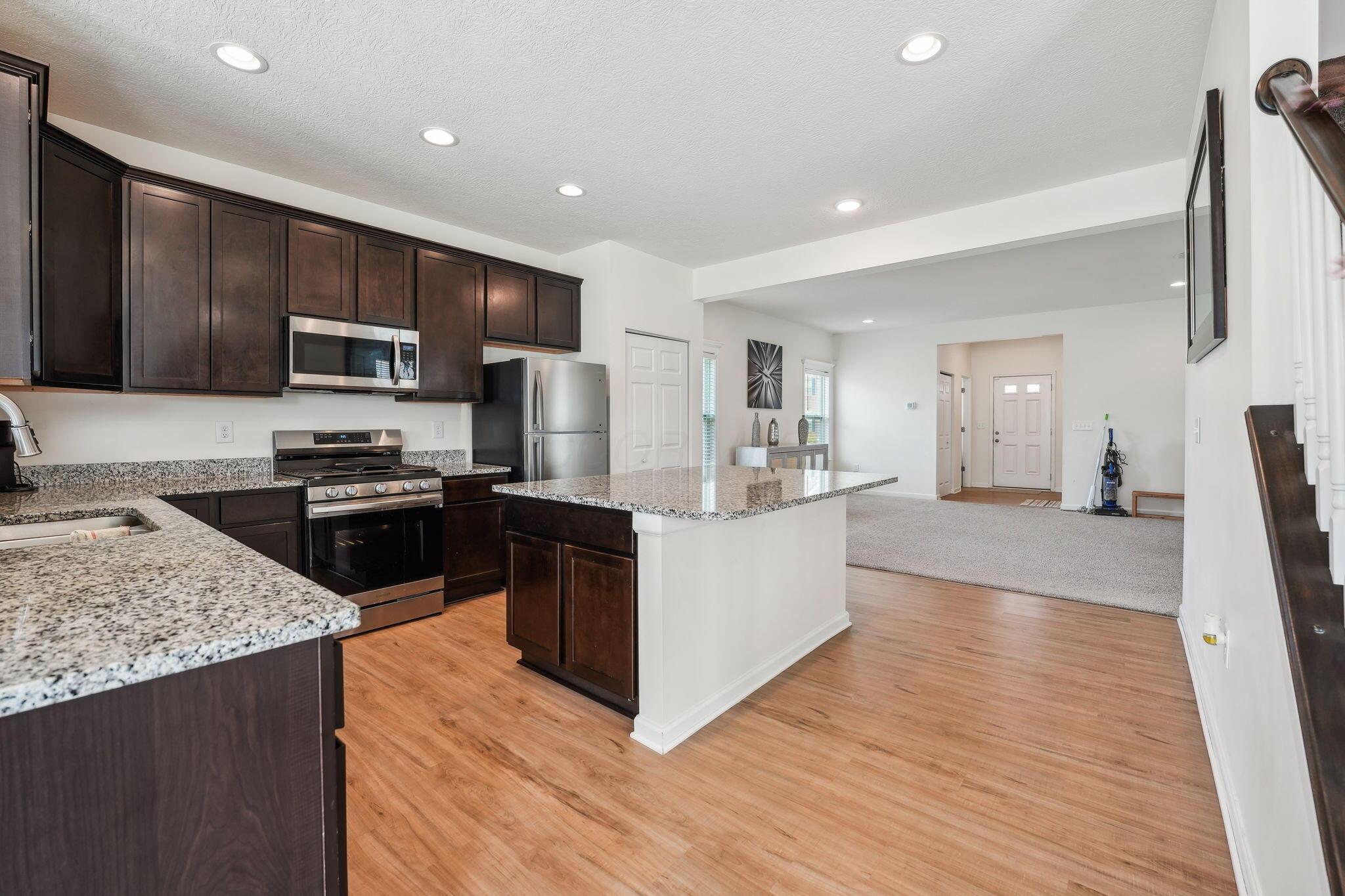 5328 Ansbach Drive, Groveport, Ohio image 17