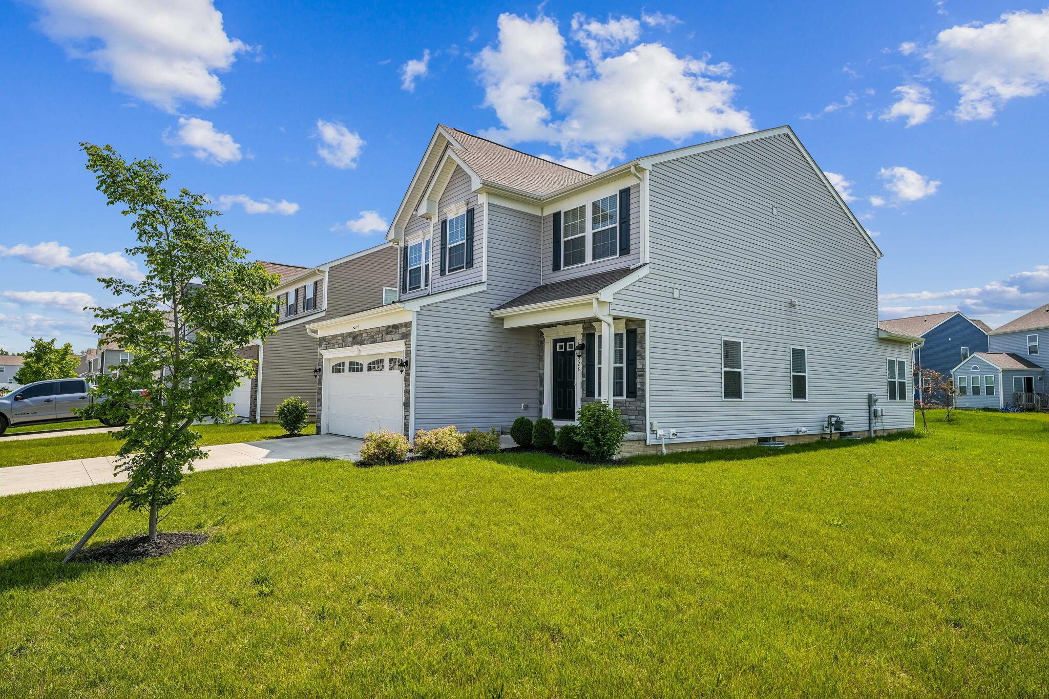 5328 Ansbach Drive, Groveport, Ohio image 2