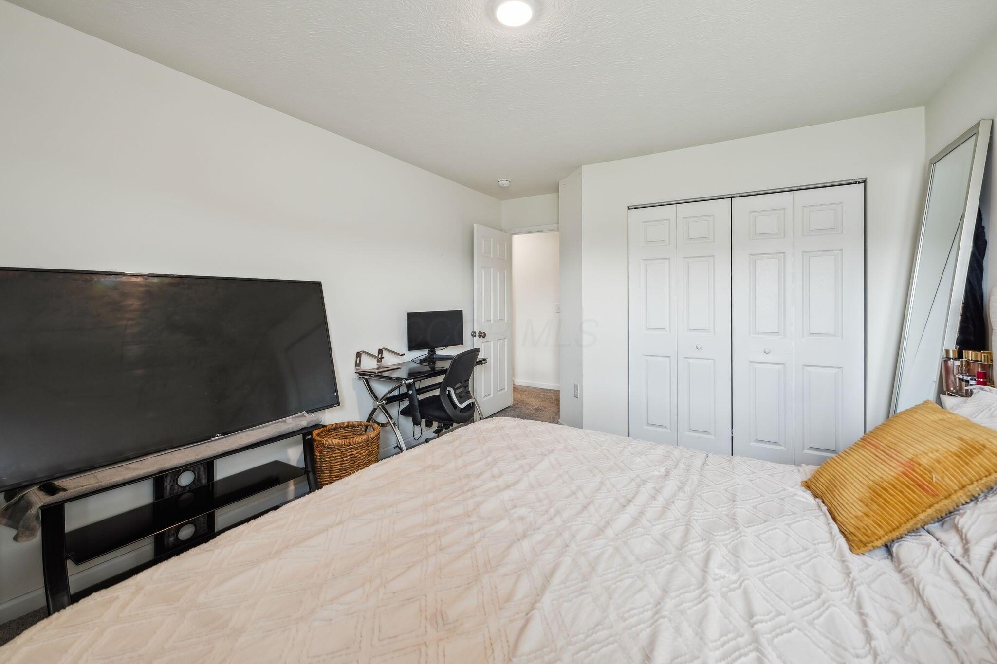 5328 Ansbach Drive, Groveport, Ohio image 38