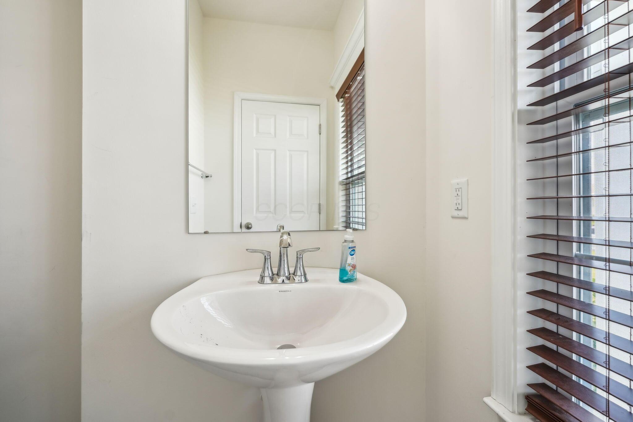 5328 Ansbach Drive, Groveport, Ohio image 5