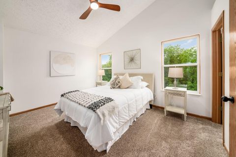 Tiny photo for 2927 Southfield Village Drive R #R, Grove City, OH 43123 (MLS # 226019064)