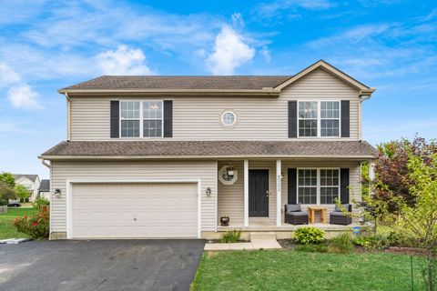 Photo of 6002 Aquamarine Drive, Grove City, OH 43123 (MLS # 226010461)