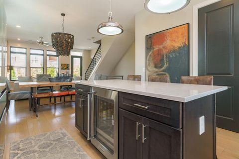 Photo of 784 N 6th Street, Columbus, OH 43215 (MLS # 225035318)