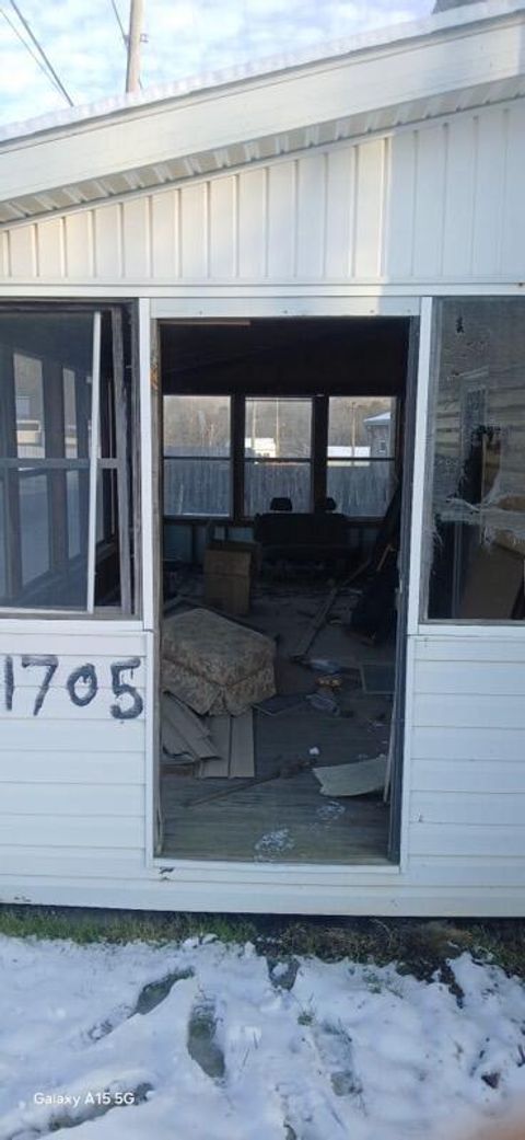 Tiny photo for 11705 Tunnel Hill Road, Crooksville, OH 43731 (MLS # 226000168)