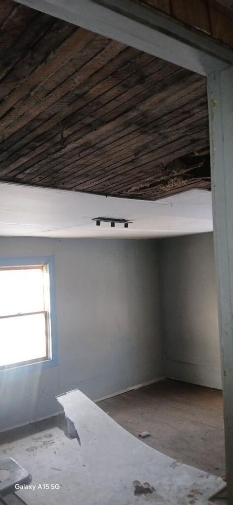 Tiny photo for 11705 Tunnel Hill Road, Crooksville, OH 43731 (MLS # 226000168)