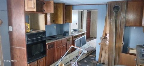 Tiny photo for 11705 Tunnel Hill Road, Crooksville, OH 43731 (MLS # 226000168)