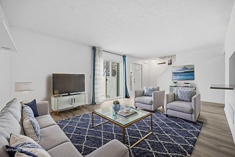 Photo of 5258 Captains Court E #E, Columbus, OH 43220 (MLS # 226003612)