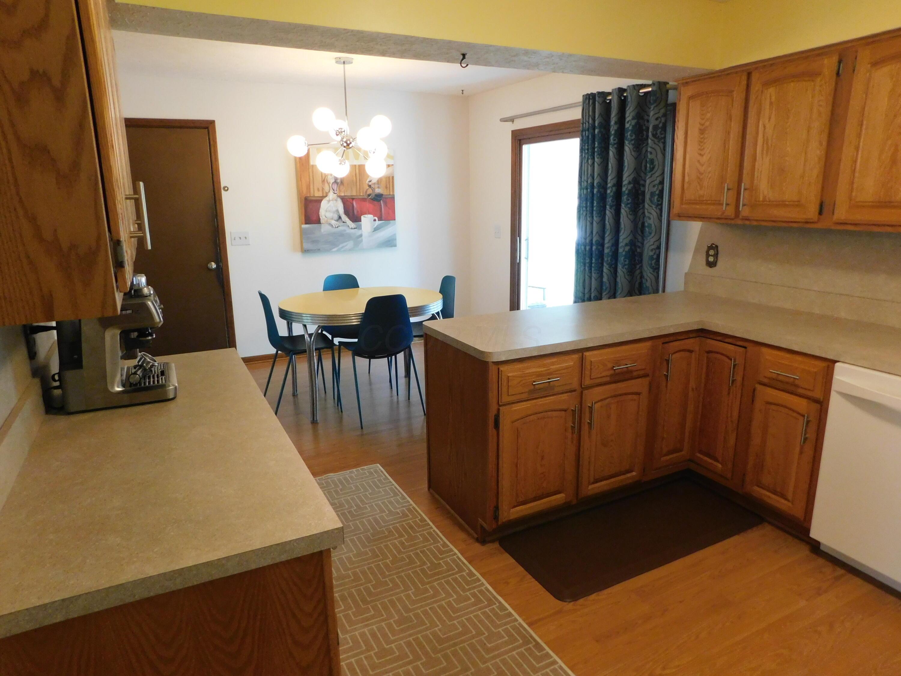 6202 Hickory Lawn Court, Grove City, Ohio image 18