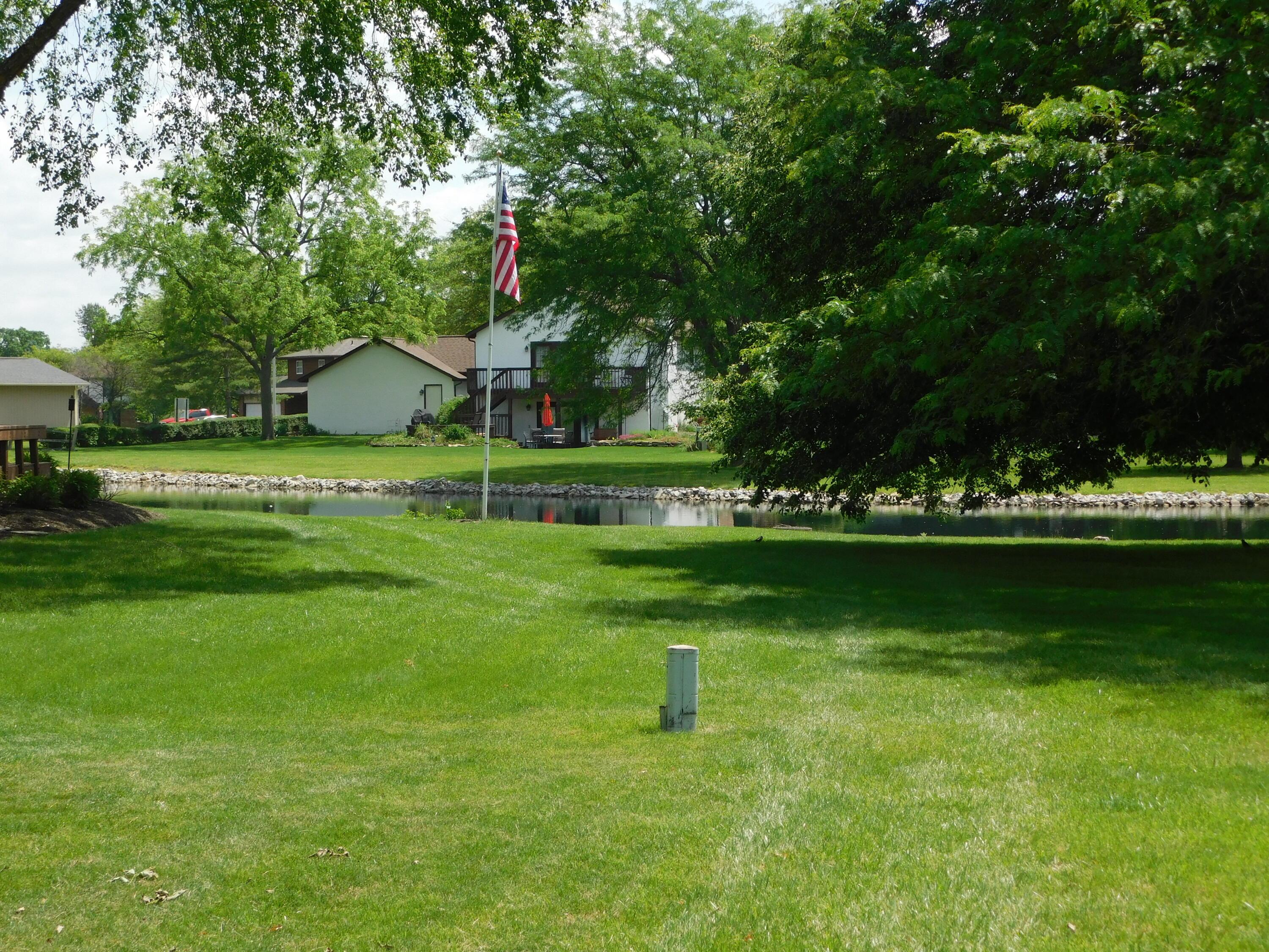 6202 Hickory Lawn Court, Grove City, Ohio image 9